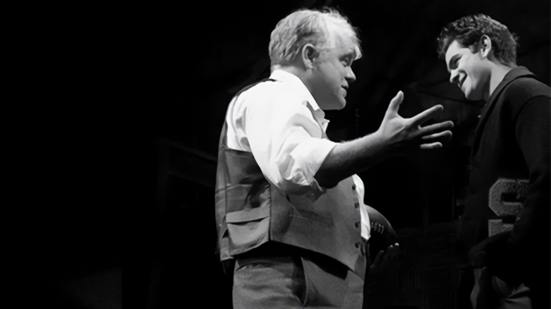stage andrew garfield death of a salesman 01